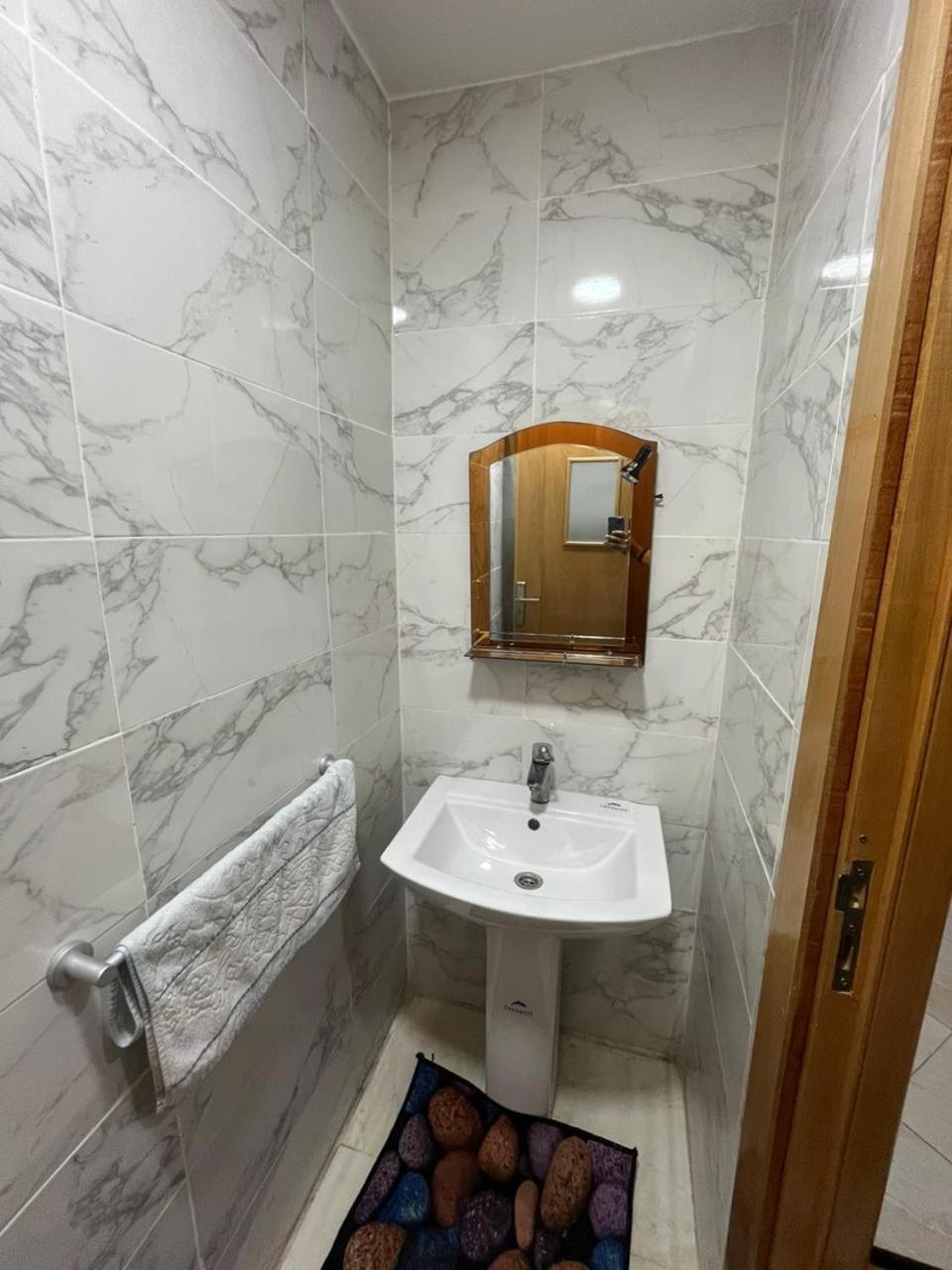 Annour Luxurious & Large Apartment In Oujda Centre Kültér fotó